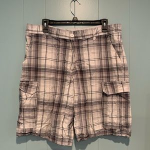 Men’s Plaid Cargo Shorts